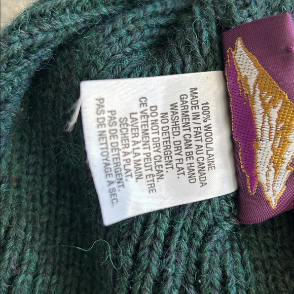 🇨🇦 🐑 100% Wool, Northern Watters Knitwear 🐑 - Picture 2 of 2